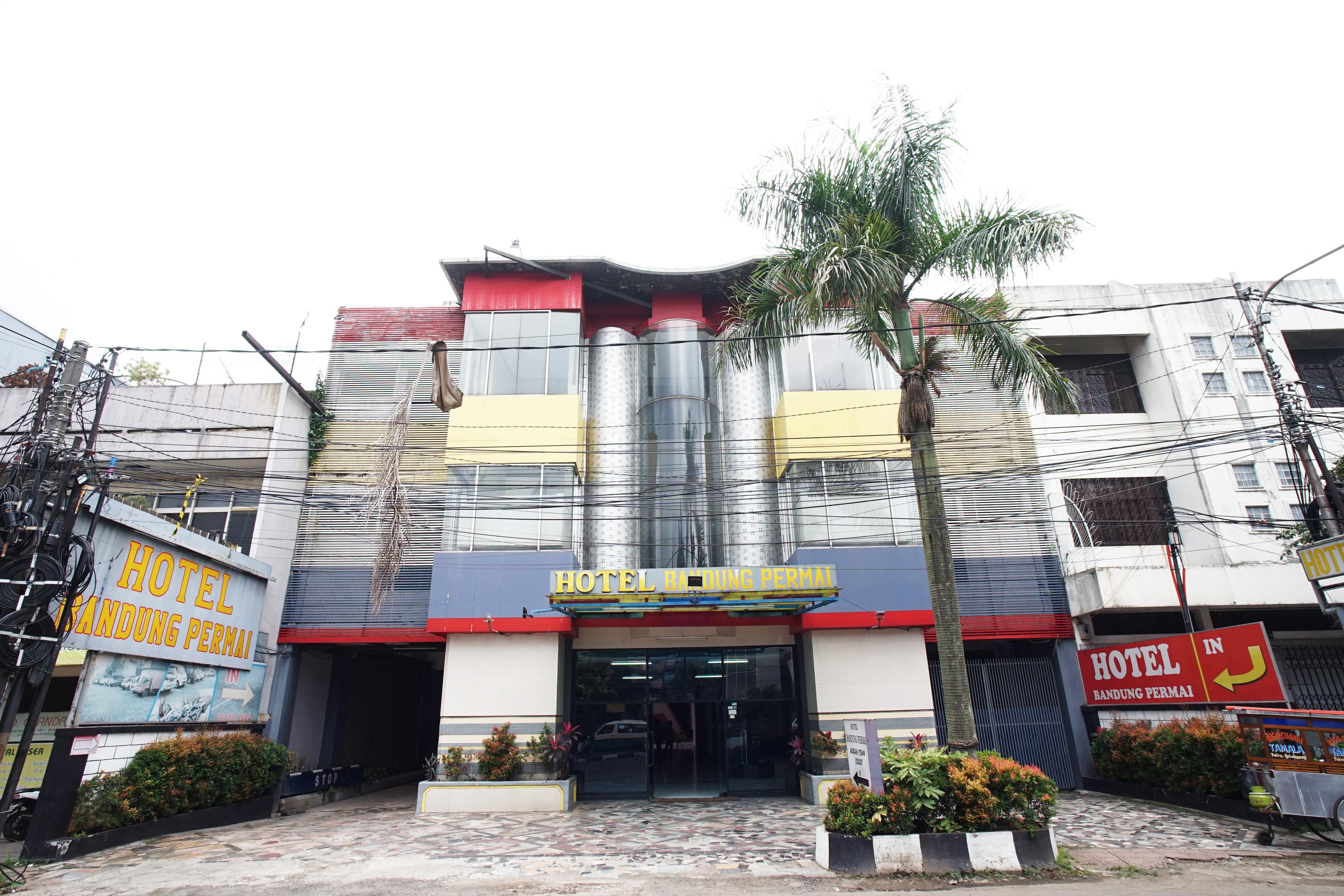 Hotel Bandung Permai Buitenkant foto